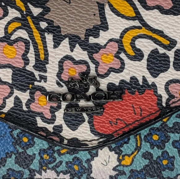 Coach Soft Wallet Mixed Yankee Floral Print Logo Envelope Coated Canvas EUC - Picture 6 of 15